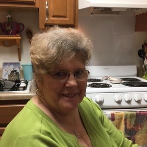 Meet your Posher, Linda